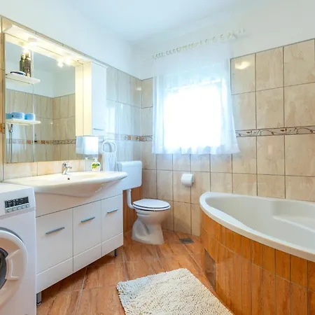 Stunning In With House Sea View Appartamento