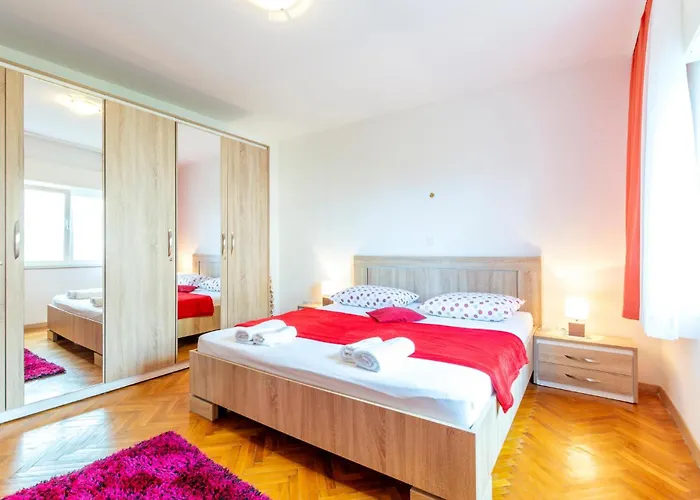 Gorgeous In With Wifi