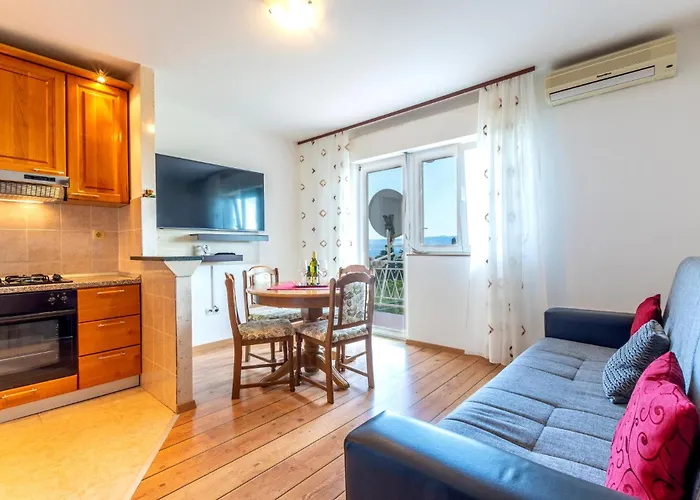 Gorgeous In With Wifi Apartamento Duće